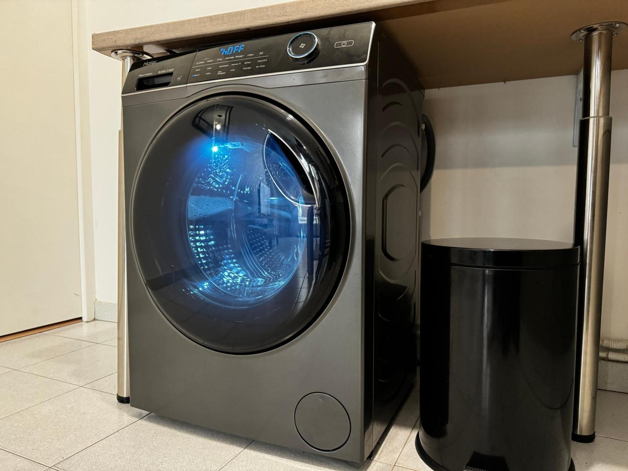 Appartement 32 M2 Intra Muros - Wifi - Netflix - Bureau Авиньон Екстериор снимка