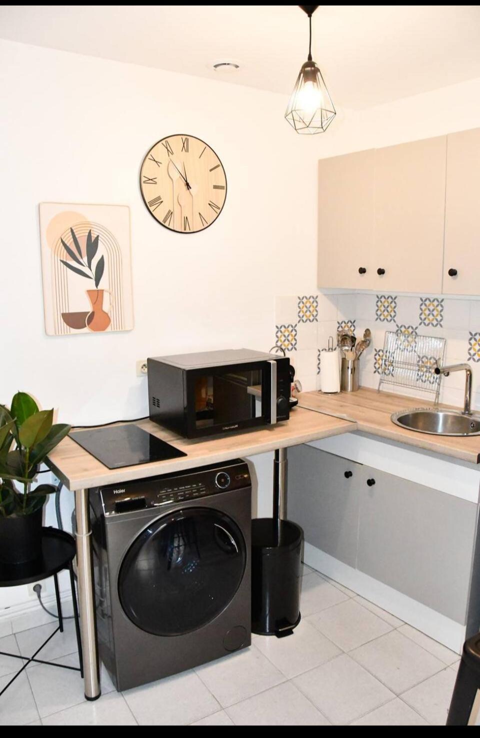 Appartement 32 M2 Intra Muros - Wifi - Netflix - Bureau Авиньон Екстериор снимка